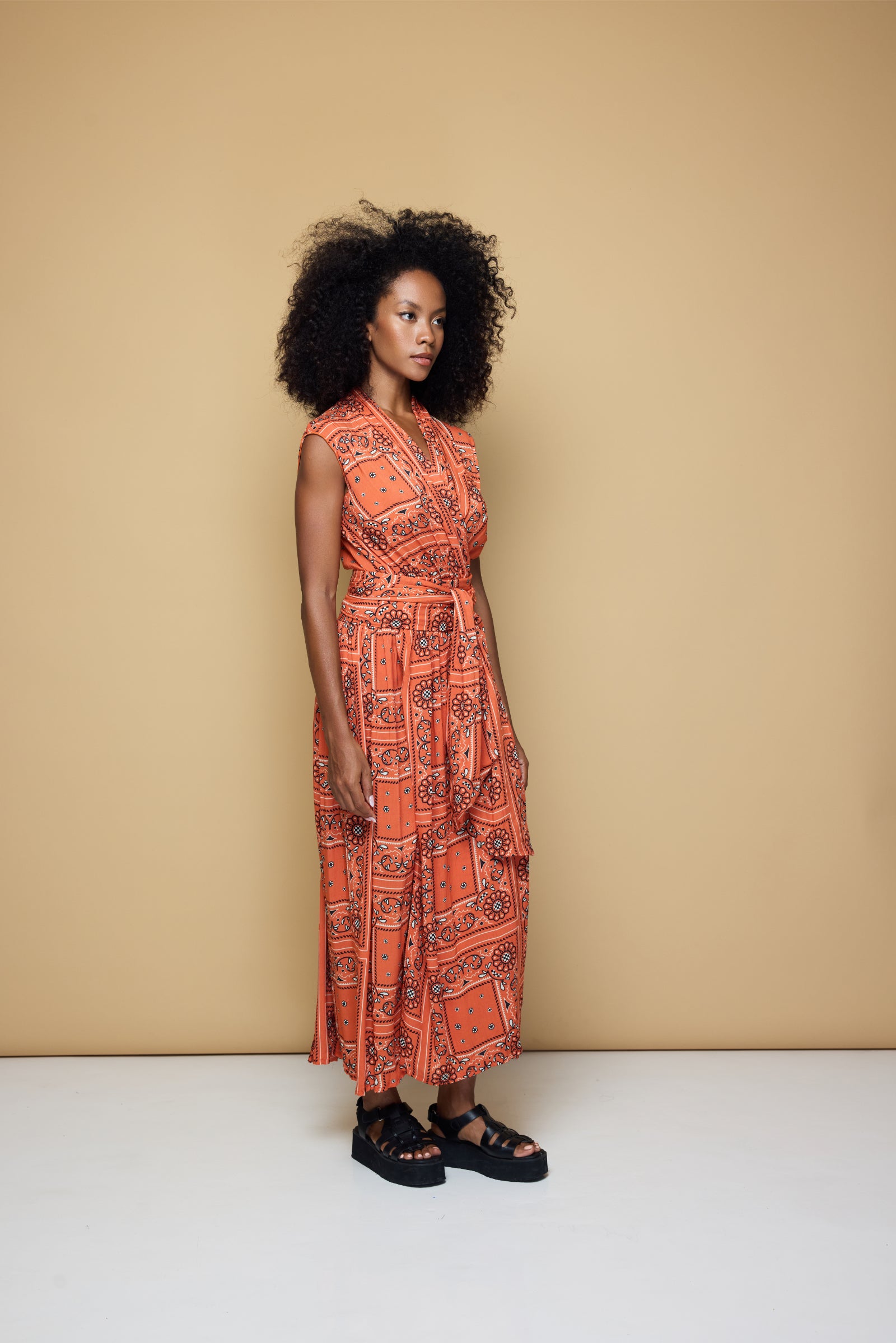 THE POINT DRESS MAXI - BANDANA BLOOD ORANGE PRINT