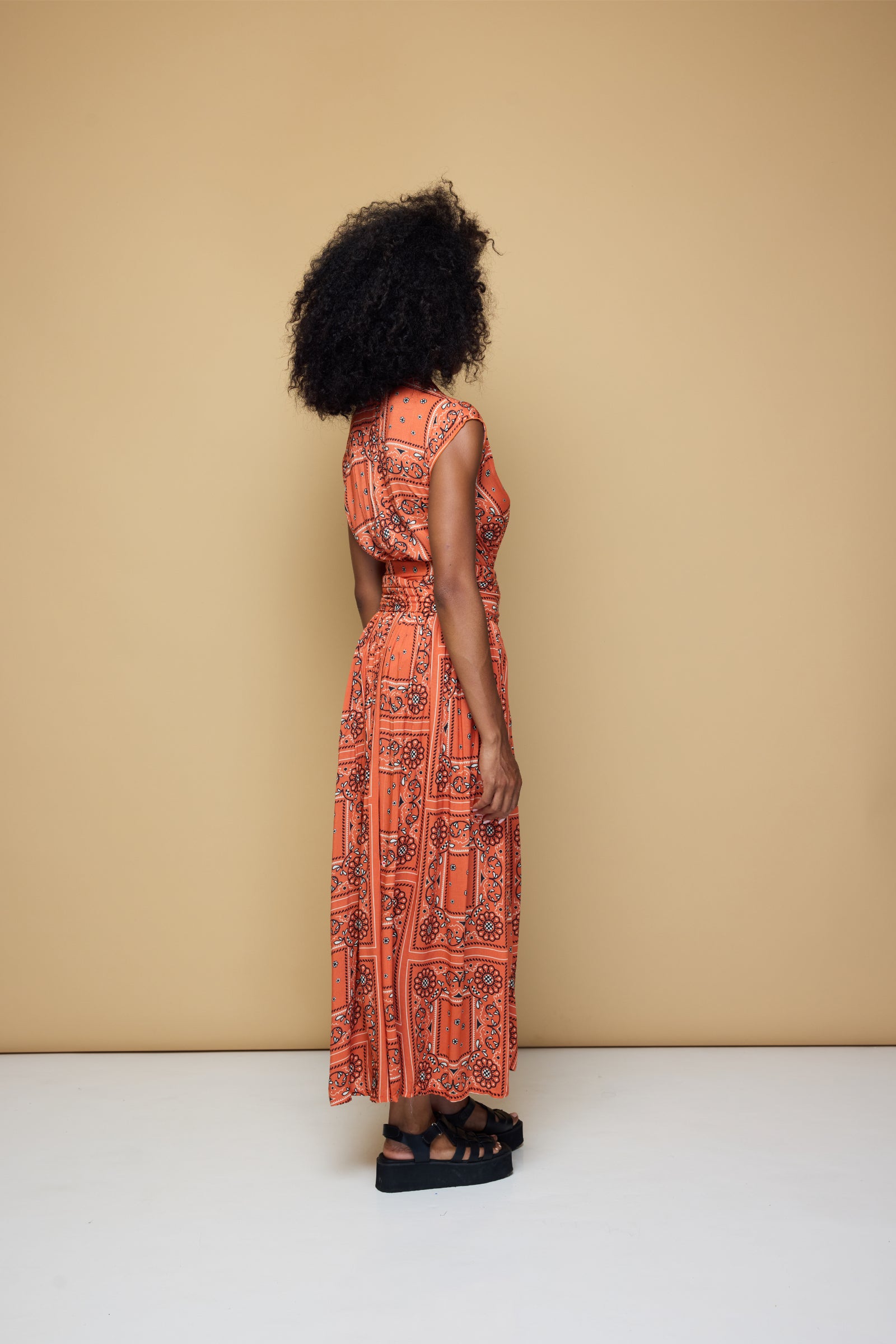 THE POINT DRESS MAXI - BANDANA BLOOD ORANGE PRINT