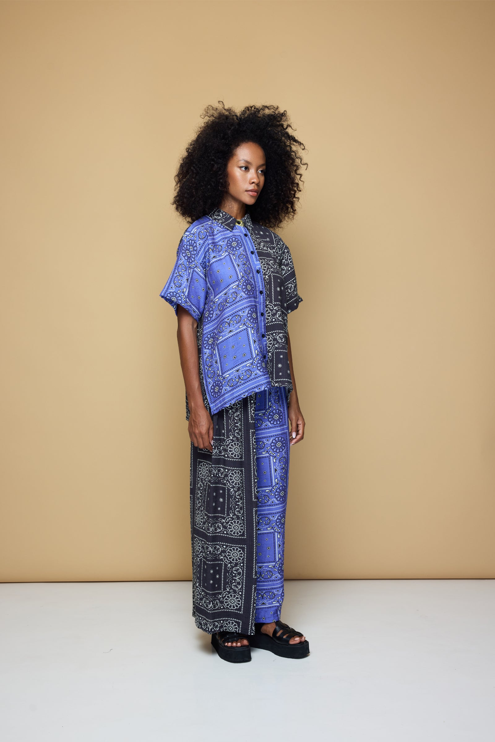 PATCHWORK SALLY SHIRT - PATCHWORK BANDANA STATE PRINT BLUE/BLACK/LIME