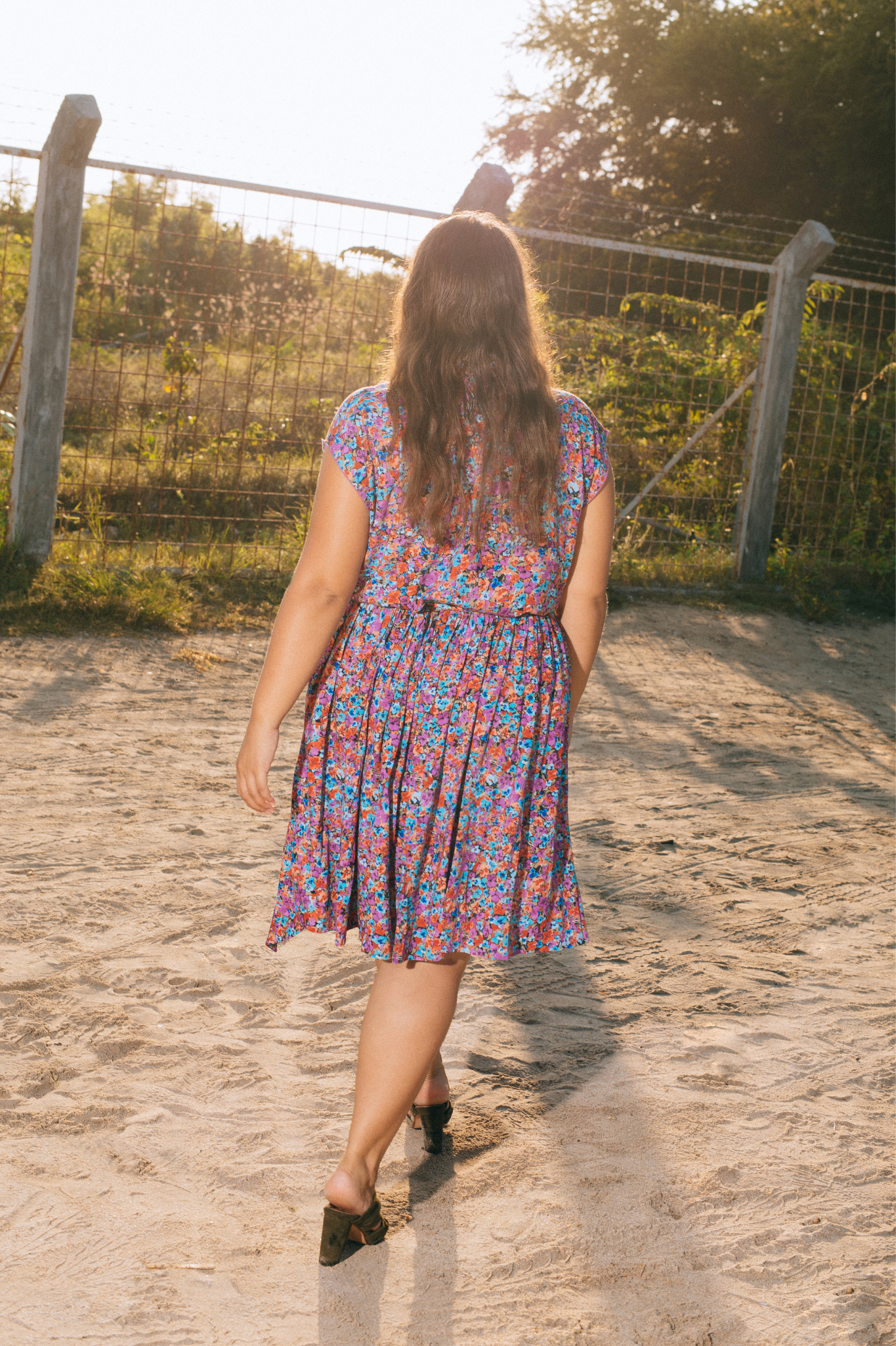 THE POINT DRESS SHORT - FLORAL EXPLOSION RASPBERRY